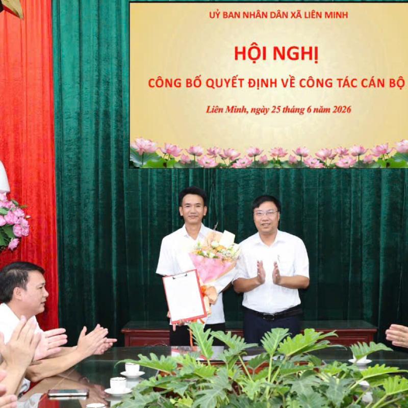 UBND xã Liên Minh công bố Quyết định bổ nhiệm Phó Giám đốc Xóc đĩa online - Dubai Palace Casino dịch vụ sự nghiệp công