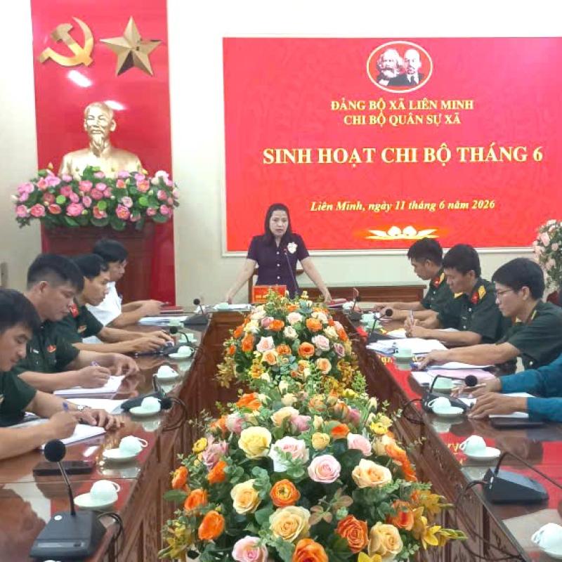 Chi bộ Quân sự xã Liên Minh sinh hoạt chi bộ tháng 6