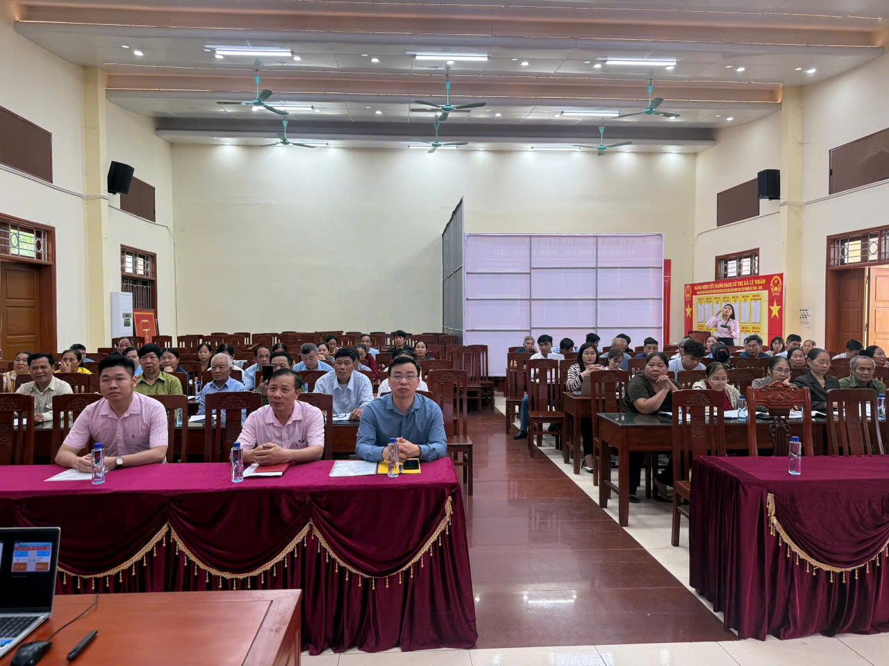 XÃ LÝ NHÂN TỔ CHỨC HỘI NGHỊ TẬP HUẤN NGHIỆP VỤ TÍN DỤNG CHÍNH SÁCH XÃ HỘI NĂM 2026