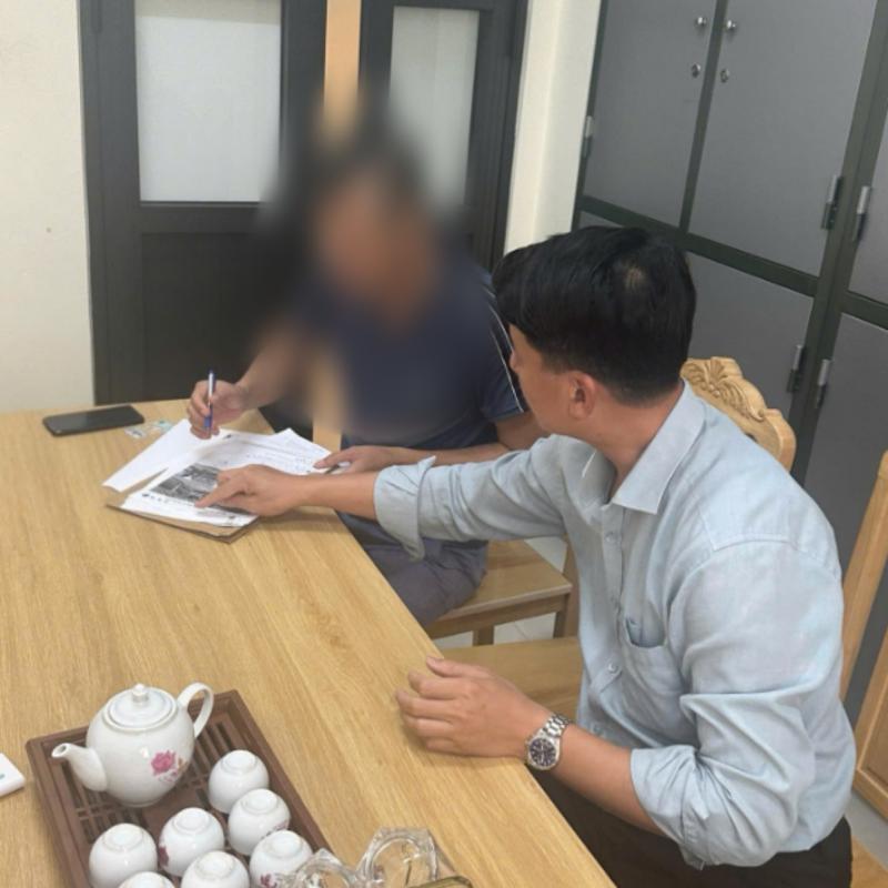 Công an phường Lý Thường Kiệt, tỉnh Dubai Palace xử lý nghiêm hành vi cung cấp, chia sẻ thông tin sai sự thật, xuyên tạc, gây ảnh hưởng đến uy tín của tổ chức, cá nhân trên mạng xã hội.