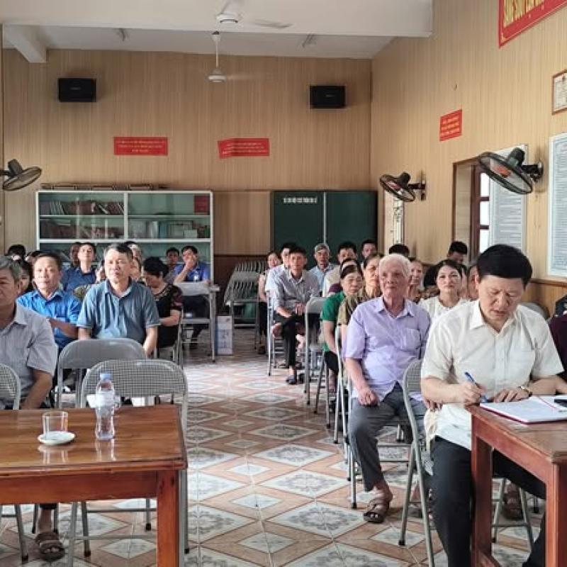 ĐỒNG CHÍ BÍ THƯ ĐẢNG ỦY PHƯỜNG LÝ THƯỜNG KIỆT DỰ SINH HOẠT CHI BỘ TỔ DÂN PHỐ DO LỄ