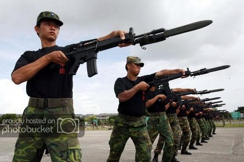 HỘI NGHỊ ĐỐI THOẠI GIỮA NGƯỜI ĐỨNG ĐẦU CẤP ỦY, CHÍNH QUYỀN VỚI MẶT TRẬN TỔ QUỐC, CÁC ĐOÀN THỂ CHÍNH TRỊ - XÃ HỘI VÀ NHÂN DÂN TRÊN ĐỊA BÀN XÃ NĂM 2025