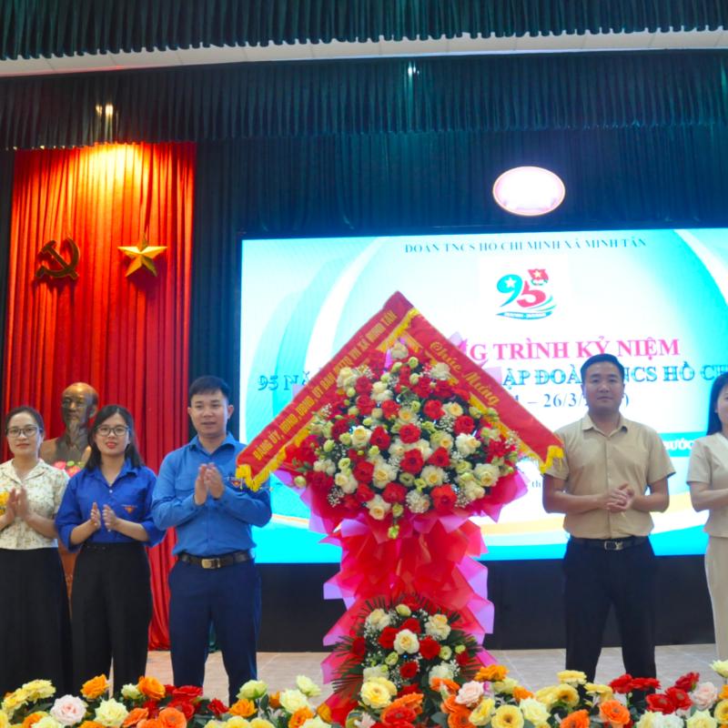 Đoàn xã Minh Tân tổ chức chương trình kỷ niệm 95 năm Ngày thành lập Đoàn TNCS Hồ Chí Minh 26/3