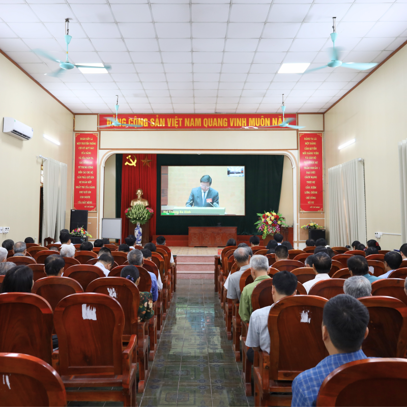 Xã Nam Hồng tham dự Hội nghị toàn quốc nghiên cứu, học tập, quán triệt và triển khai thực hiện Nghị quyết hội nghị lần thứ hai BCH Trung ương Đảng khóa XIV