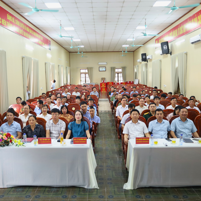 Xã Nam Hồng tham dự Hội nghị sơ kết 1 năm vận hành mô hình tổ chức tổng thể của hệ thống chính trị và mô hình chính quyền 3 cấp