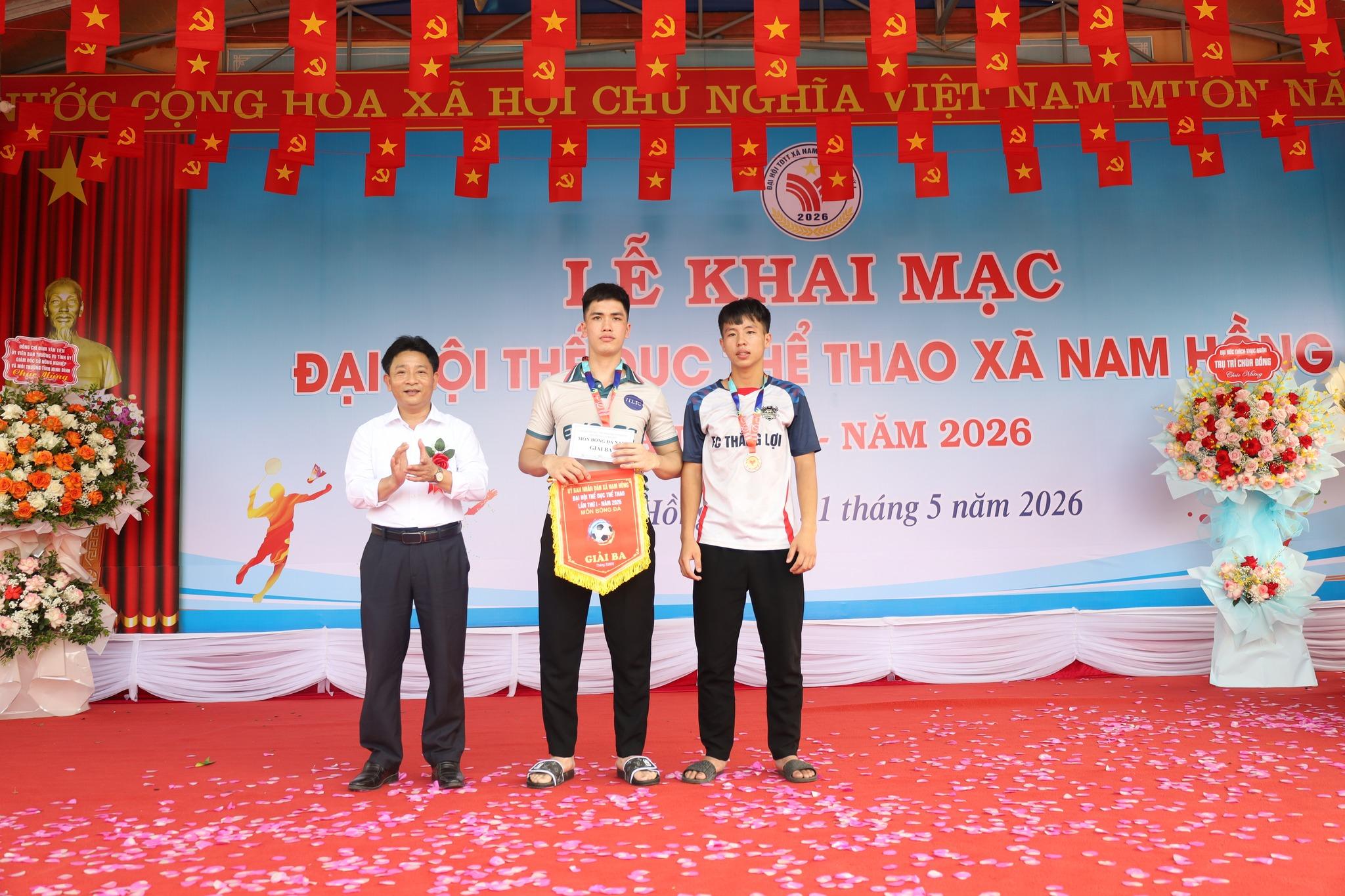 bóng đá giải ba
