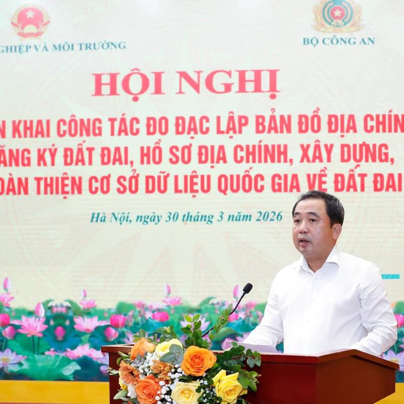 Hội nghị triển khai công tác đo đạc lập bản đồ địa chính, đăng ký đất đai, hồ sơ địa chính, xây dựng, hoàn thiện cơ sở dữ liệu quốc gia về đất đai