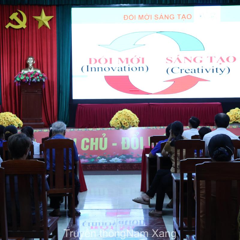 Hội nghị hướng dẫn quy trình, quy định về hoạt động đổi mới sáng tạo năm 2026 trên địa bàn xã