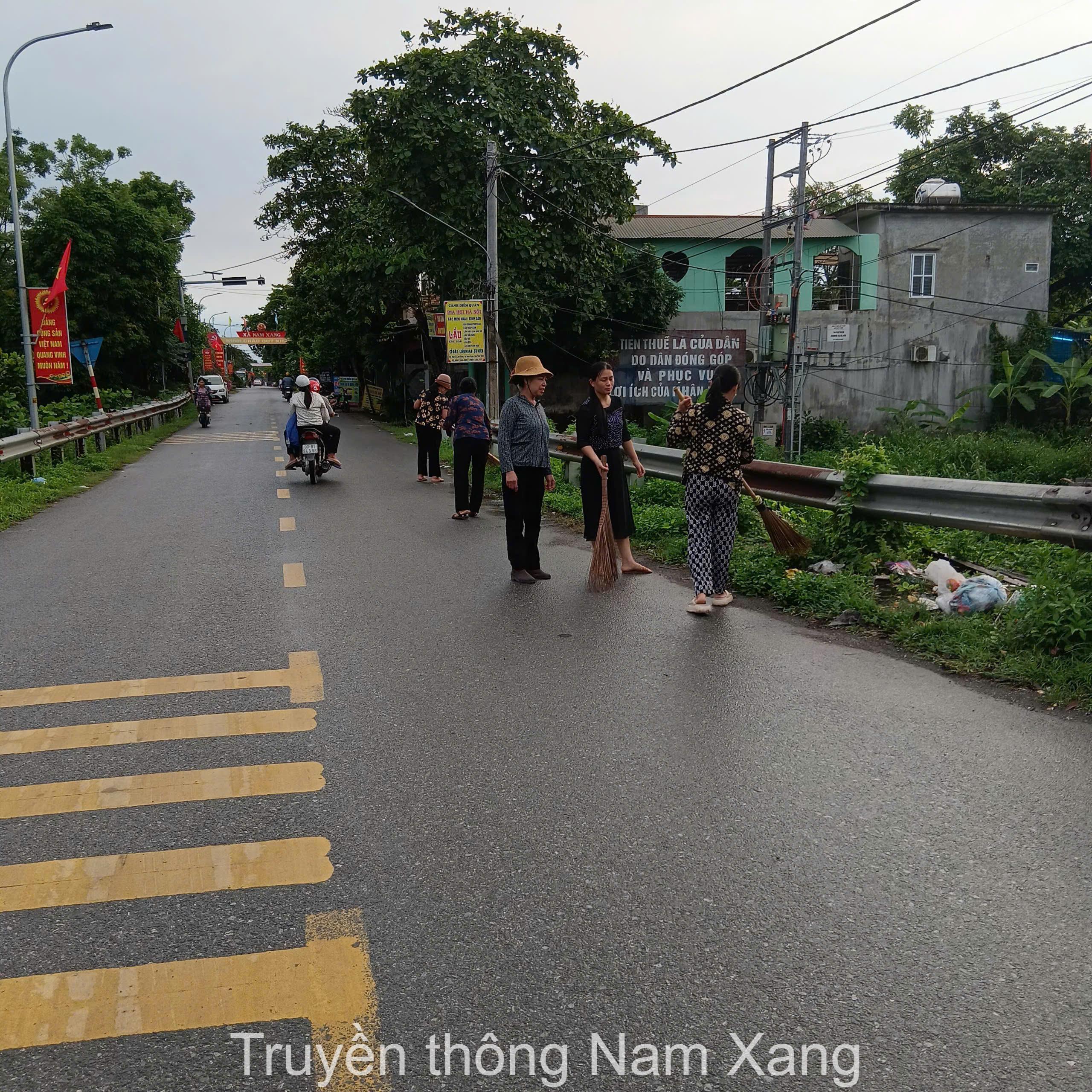 Xã Nam Xang ra quân tổng vệ sinh môi trường dịp nghỉ lễ 30/4 và 1/5