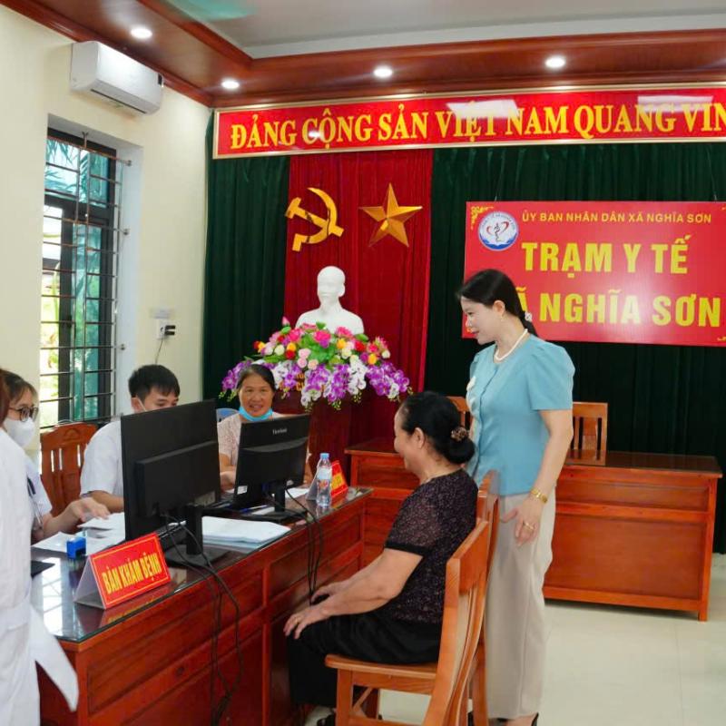 X Ã NGHĨA SƠN TỔ CHỨC KHÁM SỨC KHỎE ĐỊNH KỲ, KHÁM SÀNG LỌC MIỄN PHÍ CHO NGƯỜI DÂN