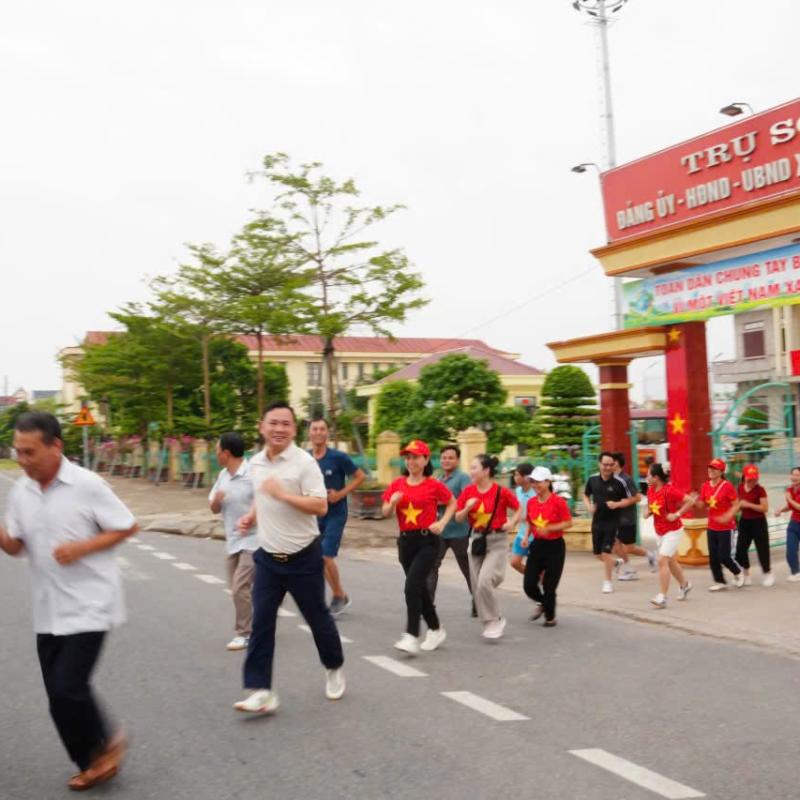 CÁN BỘ VÀ NHÂN DÂN XÃ NGHĨA SƠN THAM GIA LỄ MÍT TINH VÀ CHẠY HƯỞNG ỨNG THÁNG HÀNH ĐỘNG PHÒNG, CHỐNG MA TÚY NĂM 2026