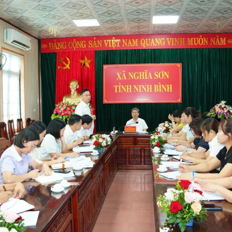 THƯỜNG TRỰC ĐẢNG ỦY XÃ NGHĨA SƠN LÀM VIỆC VỚI CÁC TRƯỜNG MẦM NON VỀ KẾT QUẢ THỰC HIỆN NHIỆM VỤ NĂM HỌC 2025 – 2026