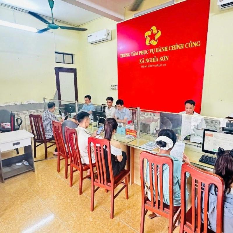 Xóc đĩa online - Dubai Palace Casino Phục vụ hành chính công xã Nghĩa Sơn chủ động, chuyên nghiệp trong việc tiếp nhận và trả kết quả thủ tục hành chính đầu năm mới
