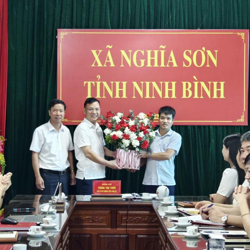 XÃ NGHĨA SƠN CÔNG BỐ QUYẾT ĐỊNH CHUẨN Y PHÓ CHỦ NHIỆM ỦY BAN KIỂM TRA ĐẢNG ỦY XÃ NHIỆM KỲ 2025 - 2030