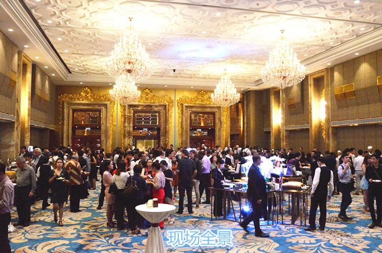 dong-dao-co-dong-vien-tham-gia-co-vu-1771830532-575201.jpg