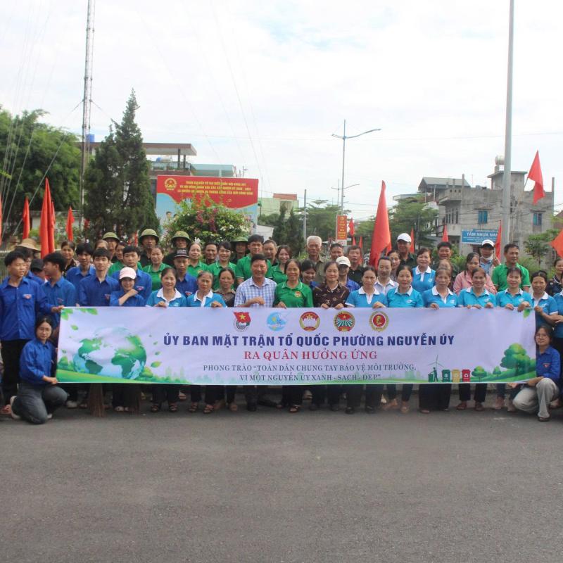 Phường Nguyễn Uý tổ chức Lễ ra quân hưởng ứng phong trào “Toàn dân chung tay bảo vệ môi trường, vì một Việt Nam xanh - sạch - đẹp”