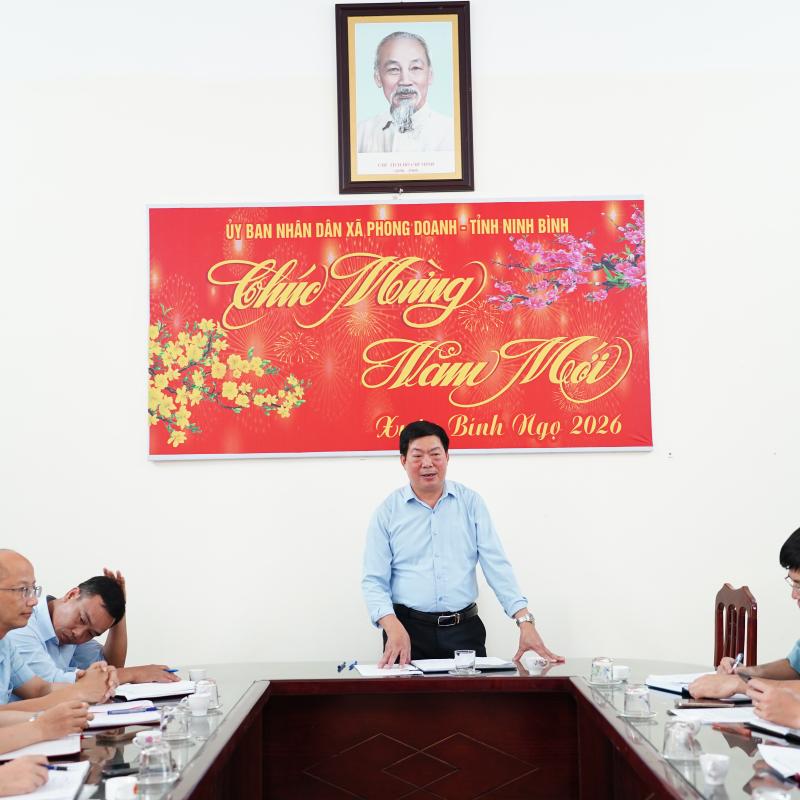 UBND XÃ PHONG DOANH TỔ CHỨC LÀM VIỆC VỚI CÁC NHÀ TRƯỜNG TRÊN ĐỊA BÀN