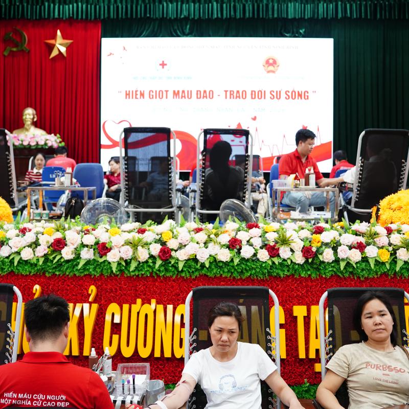 LAN TỎA NGHĨA CỬ CAO ĐẸP TỪ NGÀY HỘI HIẾN MÁU TÌNH NGUYỆN TẠI XÃ PHONG DOANH