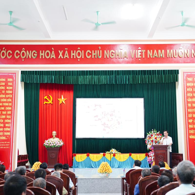 HỘI NGHỊ TRIỂN KHAI CÔNG TÁC GIẢI PHÓNG MẶT BẰNG CÁC DỰ ÁN TRÊN ĐỊA BÀN XÃ PHONG DOANH