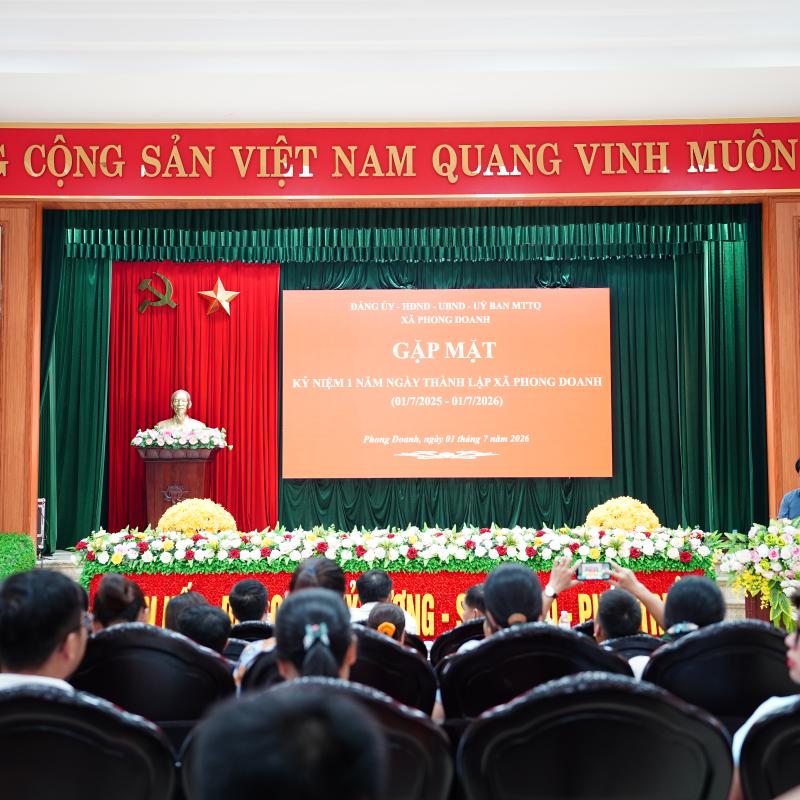 XÃ PHONG DOANH TỔ CHỨC GẶP MẶT CÁN BỘ, CÔNG CHỨC, VIÊN CHỨC NHÂN KỶ NIỆM 01 NĂM NGÀY THÀNH LẬP XÃ (01/7/2025 – 01/7/2026)