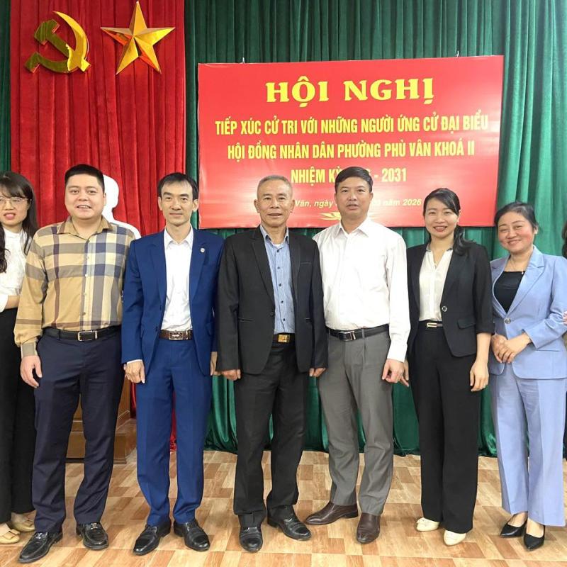 Các ứng cử viên đại biểu HĐND phường Phù Vân khóa II, nhiệm kỳ 2026-2031 tiếp xúc cử tri các tổ dân phố: số 1, 4, 6, 6A, Kim Thượng.