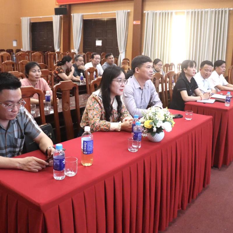 Phường Phù Vân tham dự hội nghị trực tuyến tổng kết công tác bầu cử đại biểu Quốc hội khóa XVI và đại biểu HĐND các cấp