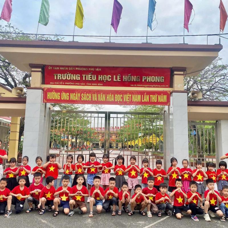 Trải nghiệm thú vị - sẵn sàng vào lớp 1 của các bé 5 tuổi trường mầm non Lê Hồng Phong.