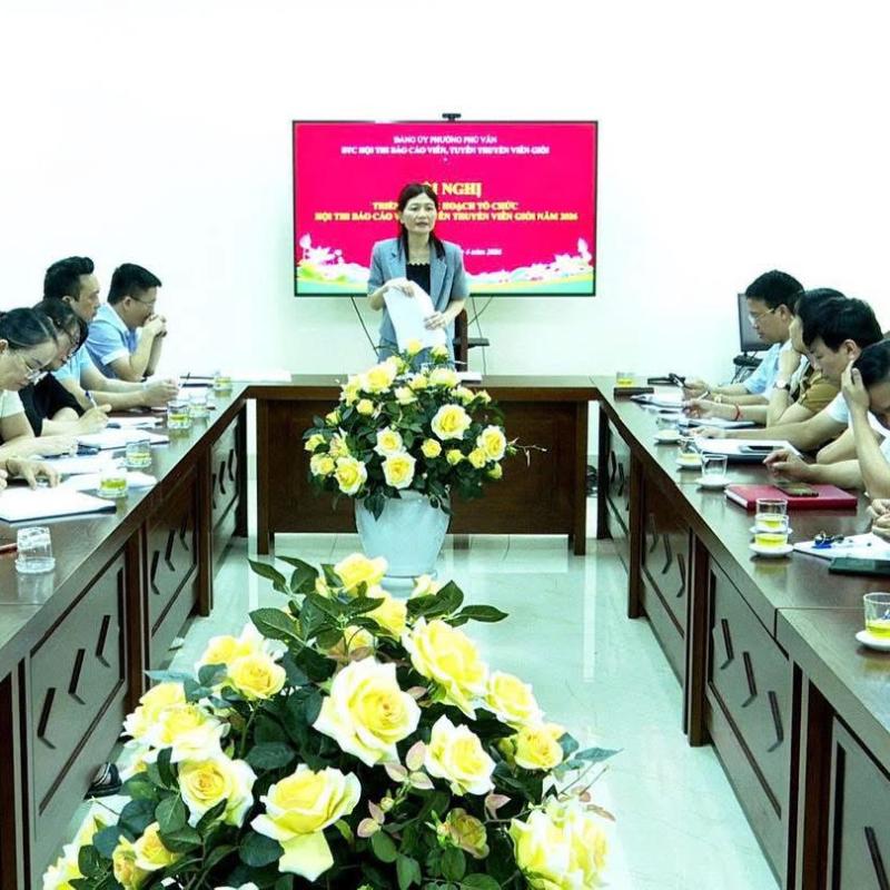 Đảng uỷ phường Phù Vân tổ chức Hội nghị triển khai KH Hội thi Báo cáo viên, tuyên truyền viên giỏi phường Phù Vân, năm 2026.
