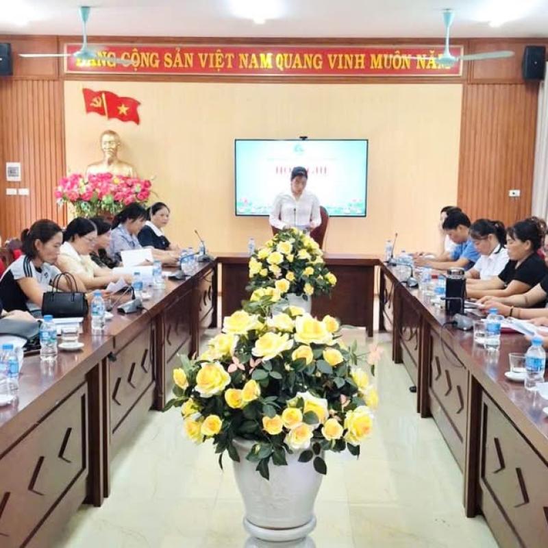 Hội LHPN phường Phù Vân tổ chức hội nghị sơ kết công tác Hội và phong trào phụ nữ 6 tháng đầu năm, triển khai nhiệm vụ trọng tâm 6 tháng cuối năm 2026.