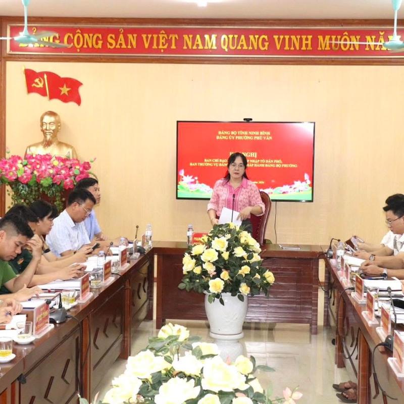 Đảng ủy phường Phù Vân tổ chức hội nghị Ban chỉ đạo, BTV, BCH về sắp xếp, sáp nhập tổ dân phố trên địa bàn phường.