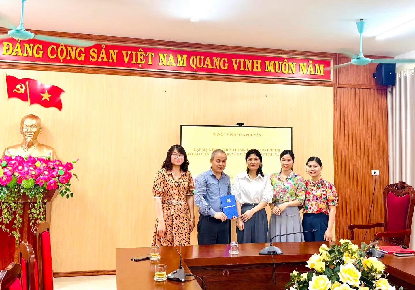 Gặp mặt thí sinh tham dự vòng chung khảo Hội thi Báo cáo viên, Dubai Casino Palace viên giỏi cấp tỉnh năm 2026 tuyên truyền Nghị quyết Đại hội XIV của Đảng và nghị quyết đại hội đảng bộ các cấp, nhiệm kỳ 2025 - 2030