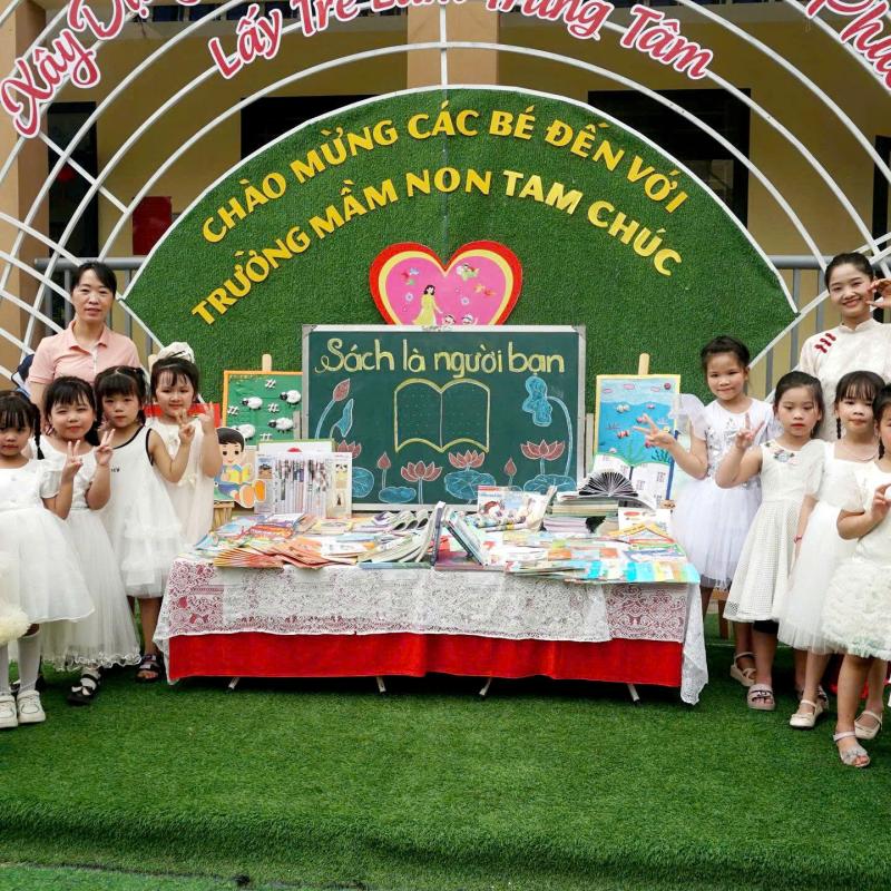 NGÀY HỘI ĐỌC SÁCH TẠI TRƯỜNG MẦM NON TAM CHÚC