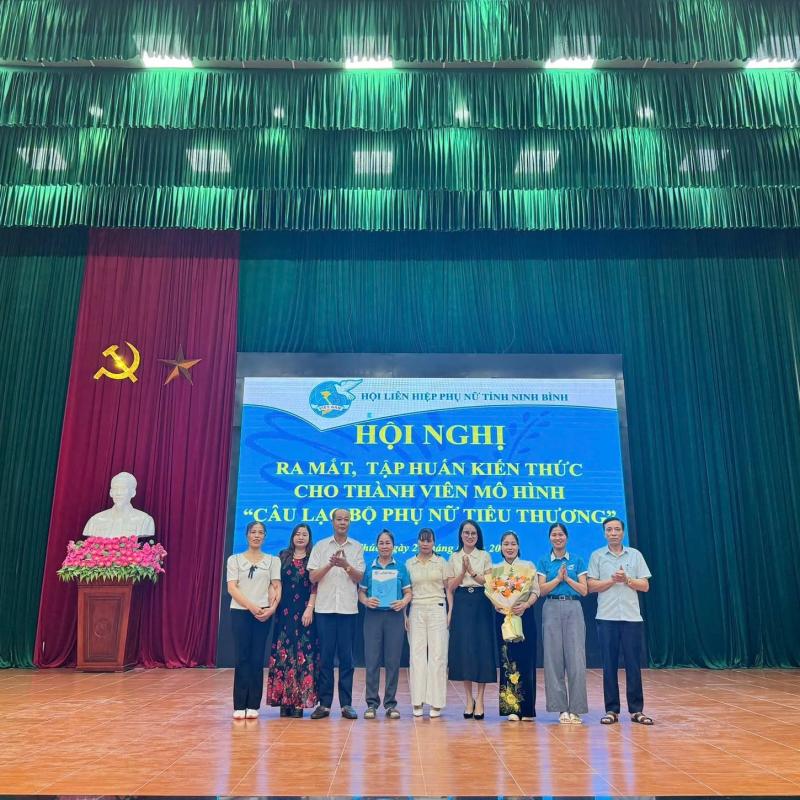 Hội liên hiệp phụ nữ phường Tam Chúc ra mắt mô hình “CÂU LẠC BỘ PHỤ NỮ TIỂU THƯƠNG”