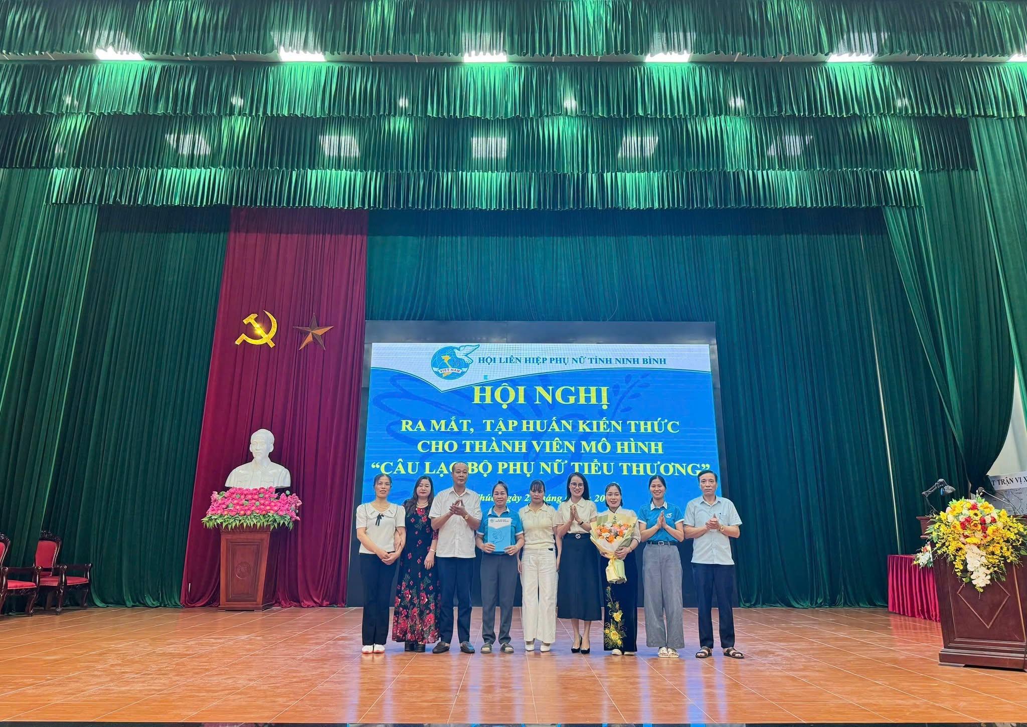 Hội liên hiệp phụ nữ phường Tam Chúc ra mắt mô hình “CÂU LẠC BỘ PHỤ NỮ TIỂU THƯƠNG”