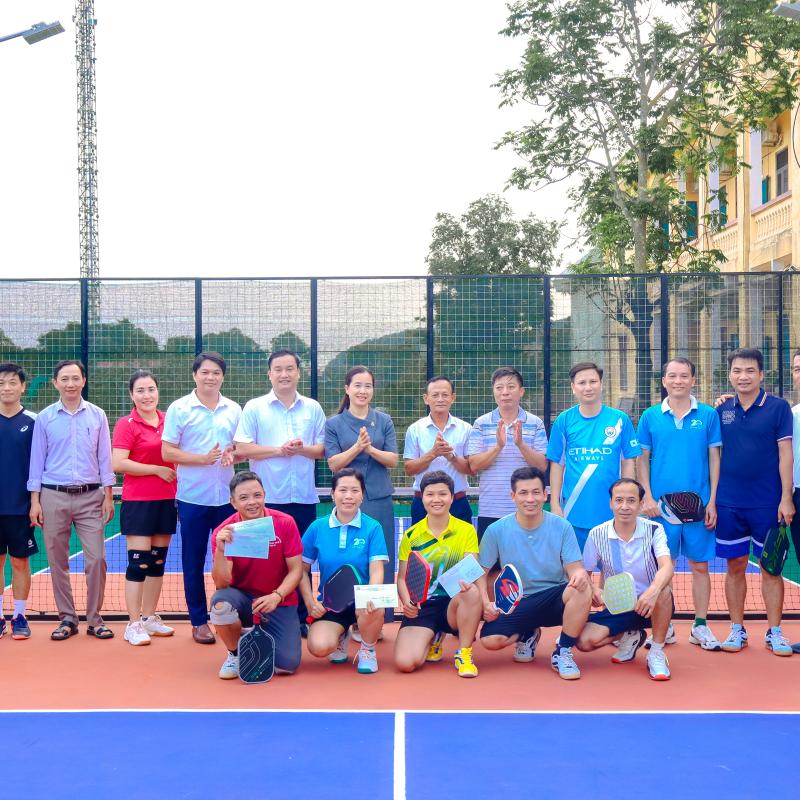 Giao lưu Pickball cán bộ, công chức xã Tân Minh chào mừng kỷ niệm 72 năm Ngày Chiến thắng Điện Biên Phủ (07/5/1954 - 07/5/2026)