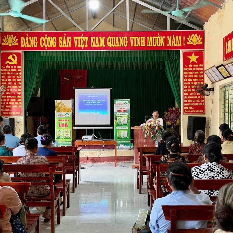 Tập huấn kỹ thuật canh tác lúa vụ mùa năm 2026 và hướng dẫn nông dân sử dụng phân bón cho cây trồng đúng cách