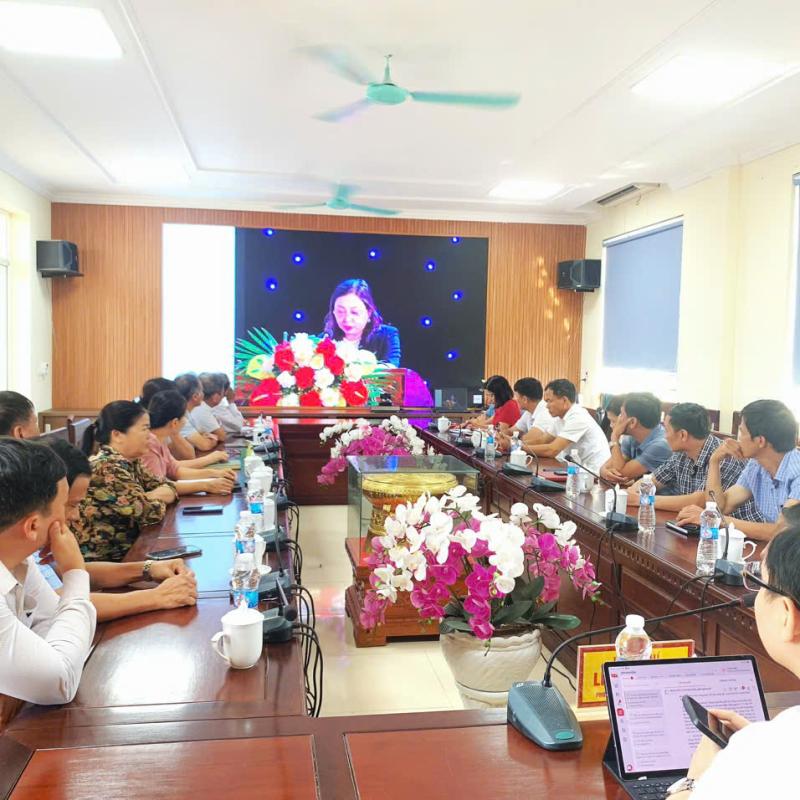 XÃ THANH LIÊM: THAM GIA HỘI NGHỊ NGHIÊN CỨU, HỌC TẬP, QUÁN TRIỆT VÀ TRIỂN KHAI NGHỊ QUYẾT ĐẠI HỘI ĐẠI BIỂU TOÀN QUỐC MTTQ VIỆT NAM LẦN THỨ XI, NHIỆM KỲ 2026 - 2031