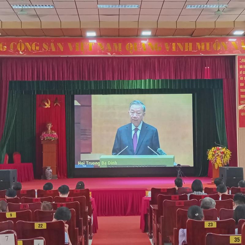 Thanh Liêm tham dự hội nghị toàn quốc nghiên cứu, học tập, quán triệt và triển khai thực hiện Nghị quyết hội nghị Trung ương hai