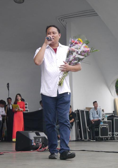 Lan tỏa hương vị Tết - tấm bánh nghĩa tình