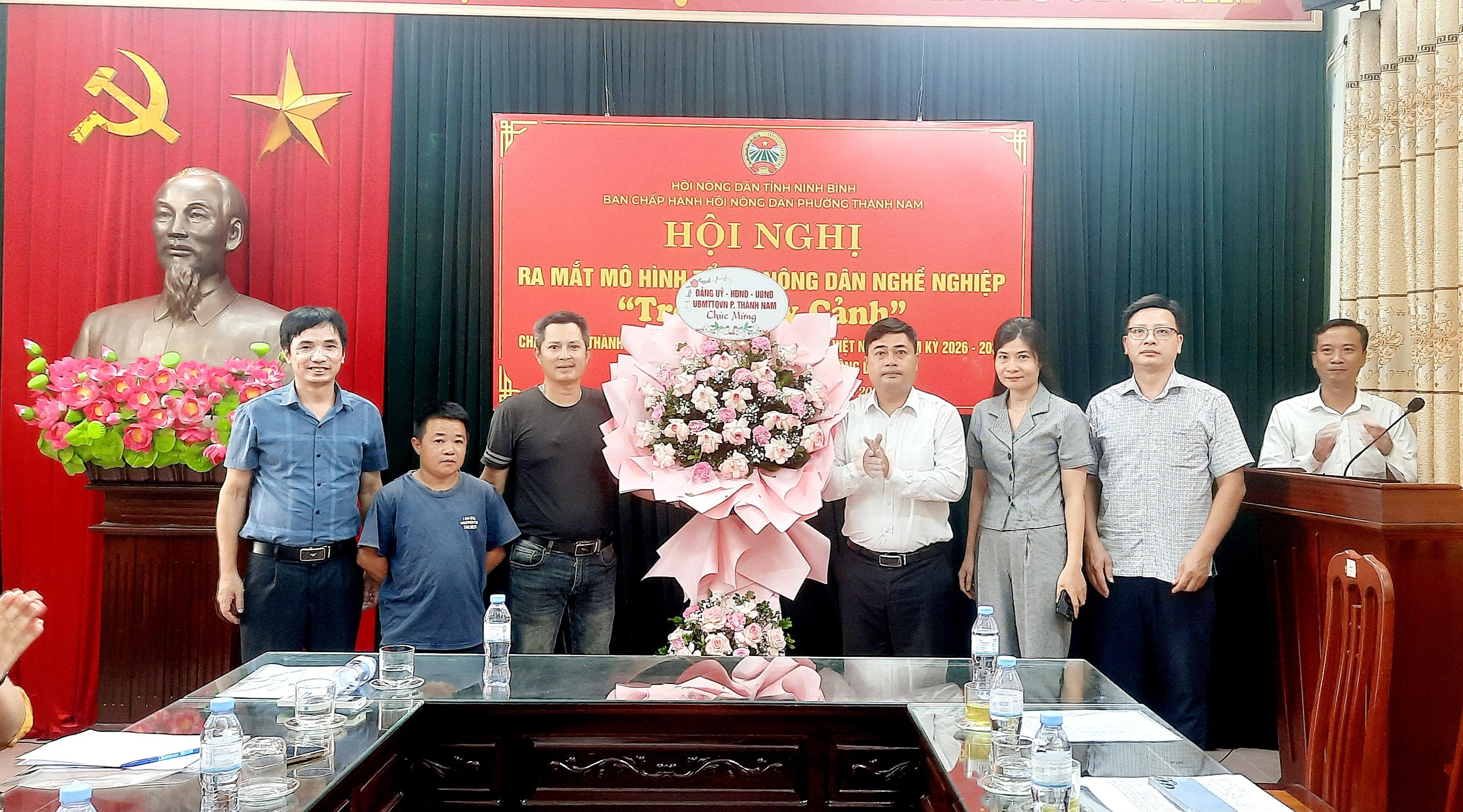 Hội nông dân phường Thành Nam ra mắt tổ hội nông dân nghề nghiệp “trồng cây cảnh”