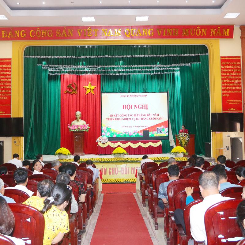Hội nghị sơ kết công tác Đảng 6 tháng đầu năm 2026, triển khai phương hướng, nhiệm vụ trọng tâm 6 tháng cuối năm 2026.
