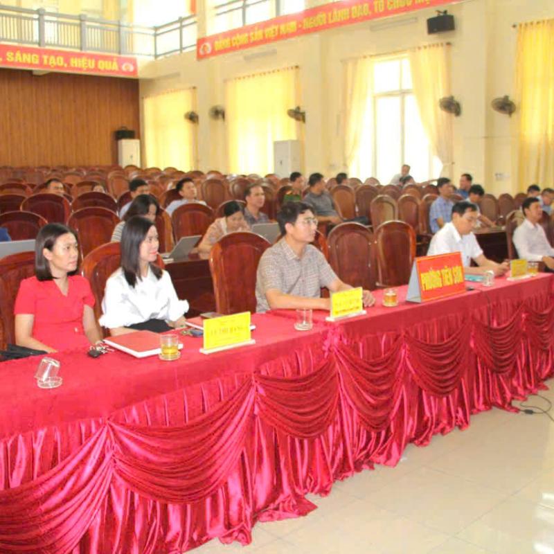 Phường Tiên Sơn tham dự Hội nghị trực tuyến toàn quốc sơ kết 1 năm 6 tháng triển khai thực hiện Nghị quyết số 57- NQ/TW, ngày 22/12/2024