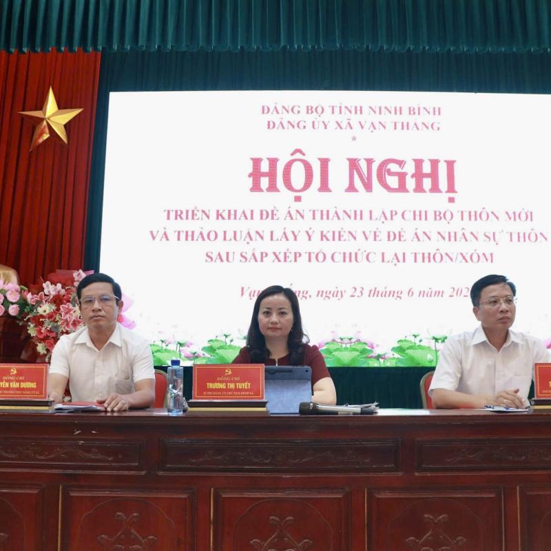 Đảng ủy xã Vạn Thắng triển khai dự thảo Đề án thành lập 12 chi bộ thôn mới và phương án nhân sự sau sắp xếp