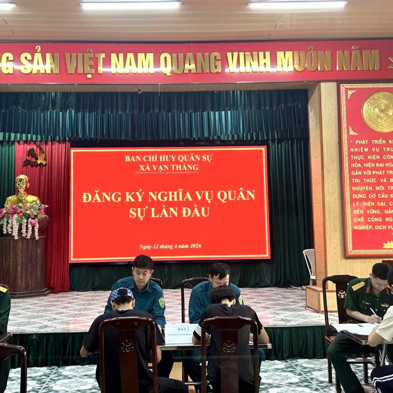 Xã Vạn Thắng tổ chức đăng ký nghĩa vụ quân sự lần đầu cho nam công dân đủ 17 tuổi năm 2026