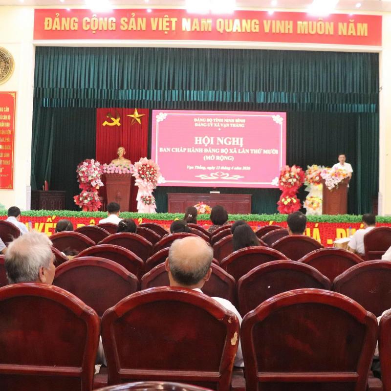 Đảng ủy xã Vạn Thắng tổ chức Hội nghị Ban Chấp hành Đảng bộ lần thứ Mười (mở rộng)