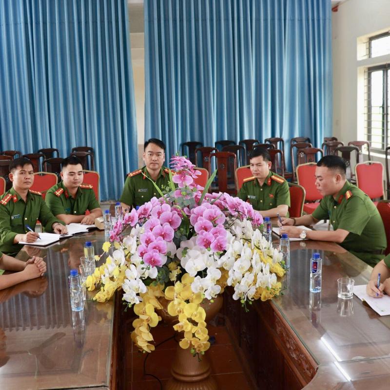 Công an xã Vạn Thắng: Giữ bình yên địa bàn, “tiếp sức” thế hệ tương lai vào kỷ nguyên số