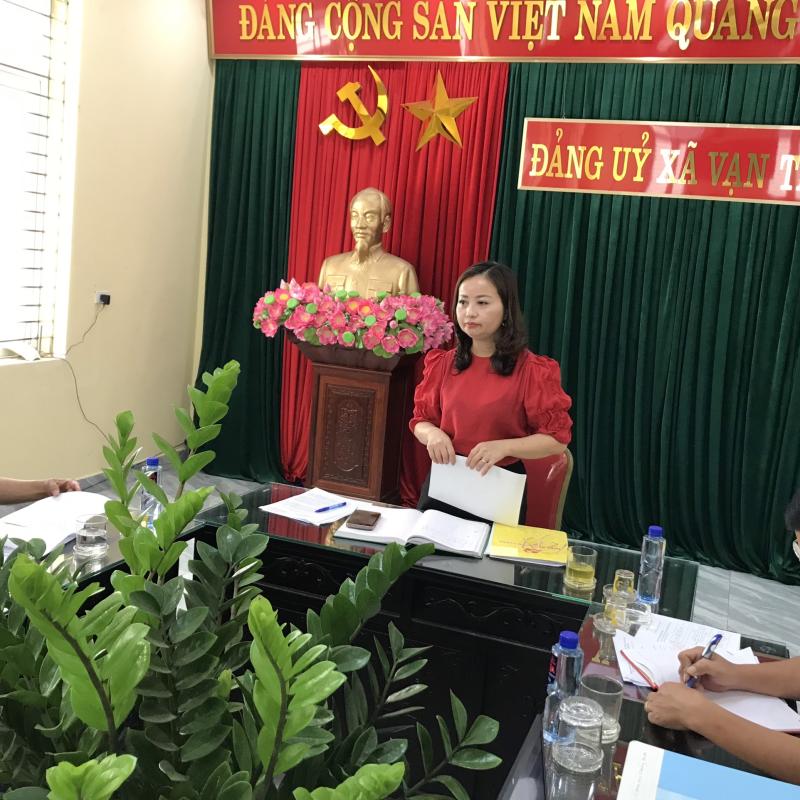 Ban Thường vụ Đảng ủy xã Vạn Thắng họp xem xét, quyết định một số nhiệm vụ trọng tâm