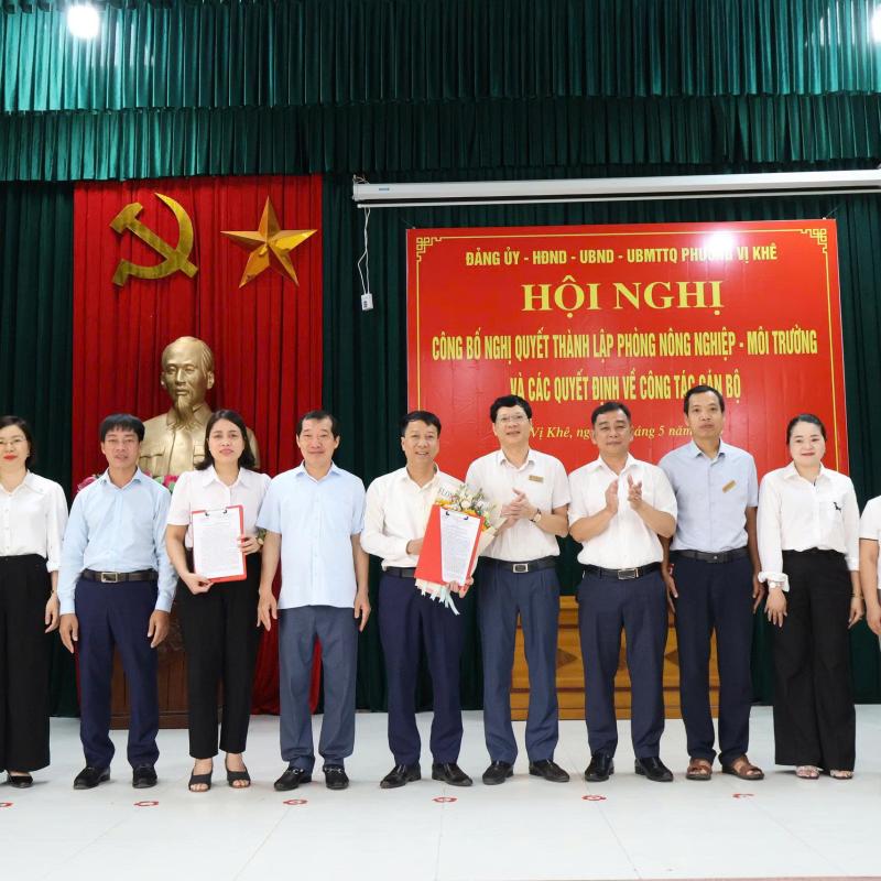 Phường Vị Khê công bố Nghị quyết thành lập Phòng Nông nghiệp và Môi trường và các quyết định về công tác cán bộ