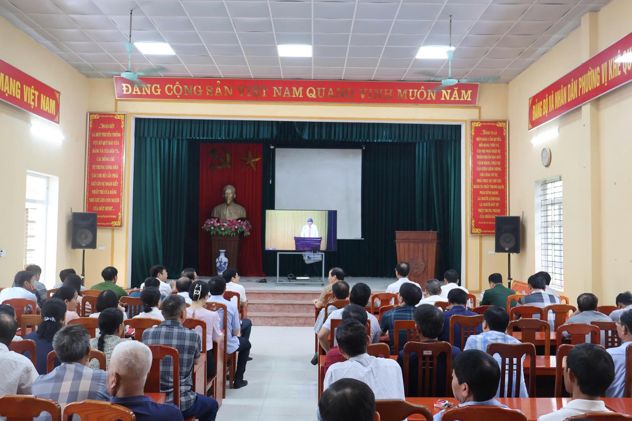 anh-2-truc-tuyen-1-1775727244-947776.jpg