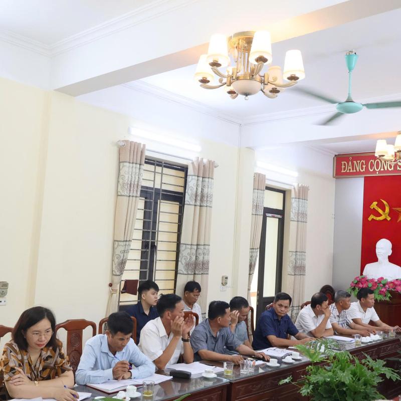 Phường Vị Khê tổ chức hội nghị triển khai nhiệm vụ trọng tâm về quản lý đất đai, vệ sinh môi trường, làm giàu dữ liệu đất đai và đo đạc, lập bản đồ địa chính